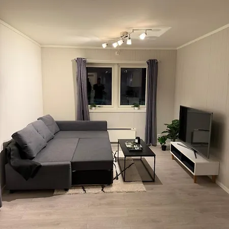 Modern Centrally Located In Leilighet *